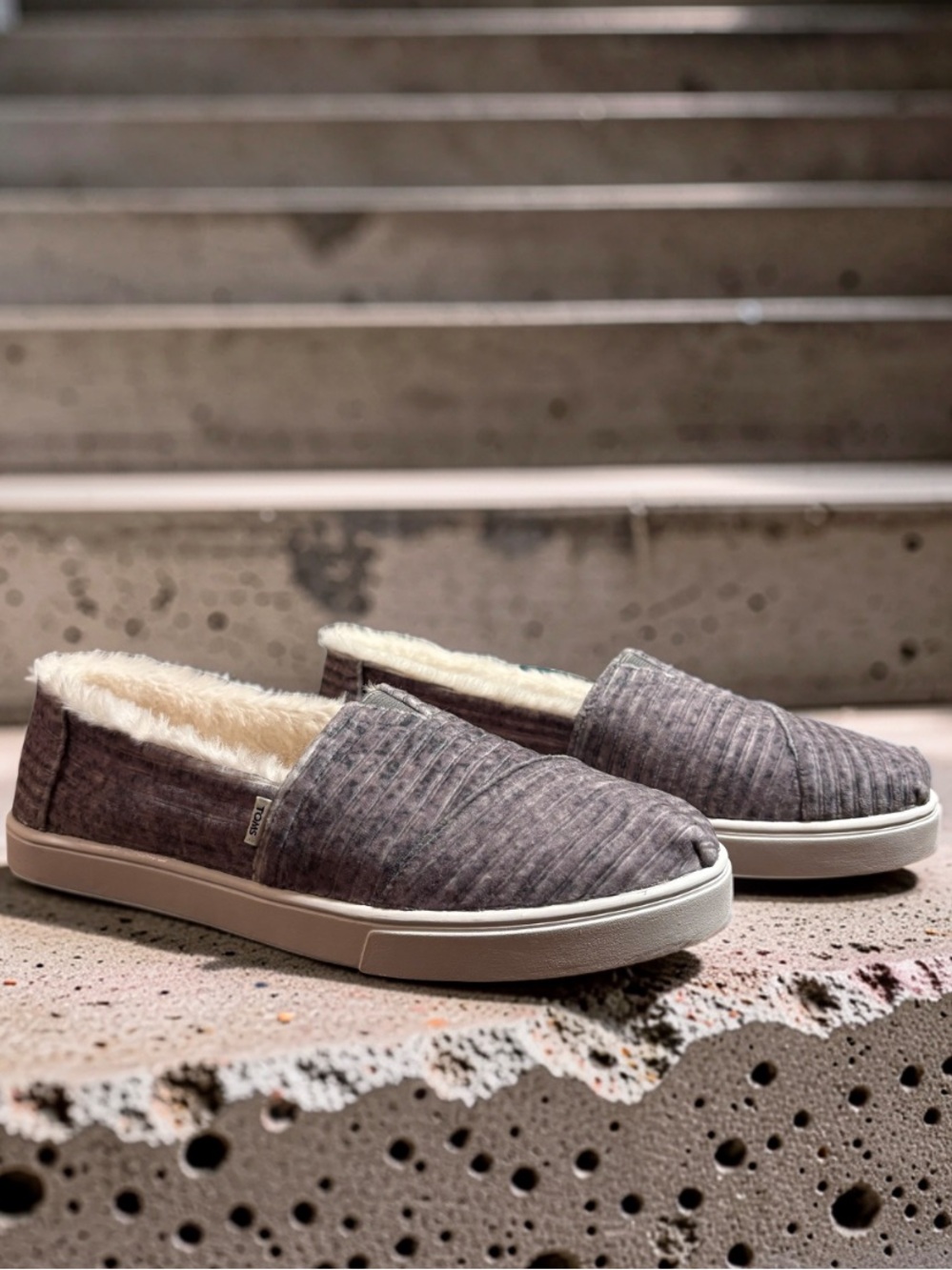Toms Women’s Gray Corduroy Slip-On Shoes with Cream Fleece Lining
